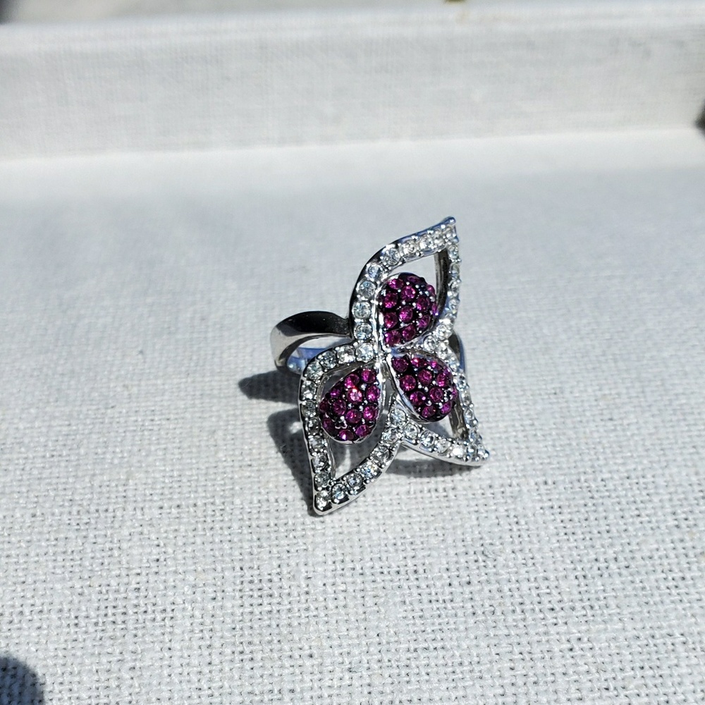 ❤️ Stunning Ring